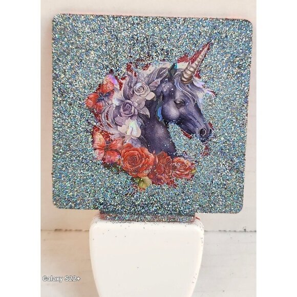 Unicorn-Themed Glitter Night Light With Red Roses & Sparkle Accents - Picture 9 of 10